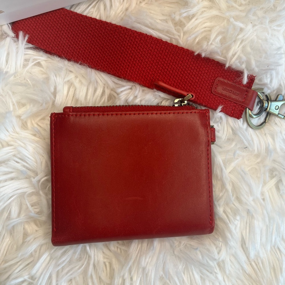 Andar Lo Leather Compact Wallet in Red - Picture 2 of 13